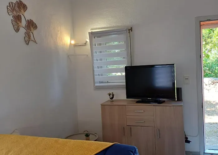 Porto Vecchio - Riviera - St Cyprien * Lecci